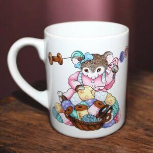 House Of Fabric Sewing Mouse Mug Vintage Button & Quilting Whimsical Mug